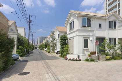 位置指定道路とは？新築購入前に知りたい公道・私道との違い、固定資産税、購入時の注意点