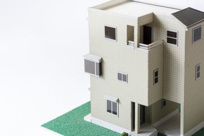 鉄骨造（S造）とは？耐用年数や建物構造の種類による違いを解説