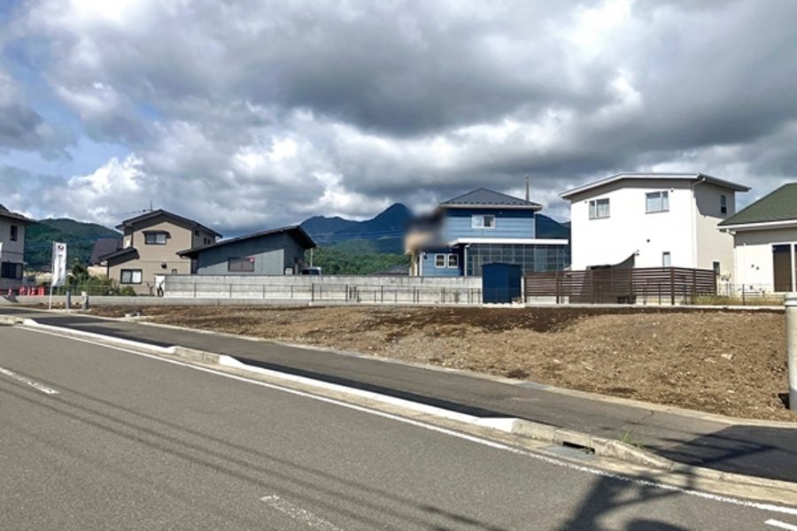 セキュレア富士河口湖小立　(建築条件付宅地分譲)