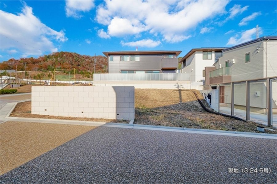 セキュレア宝塚山手台東　(建築条件付宅地分譲)