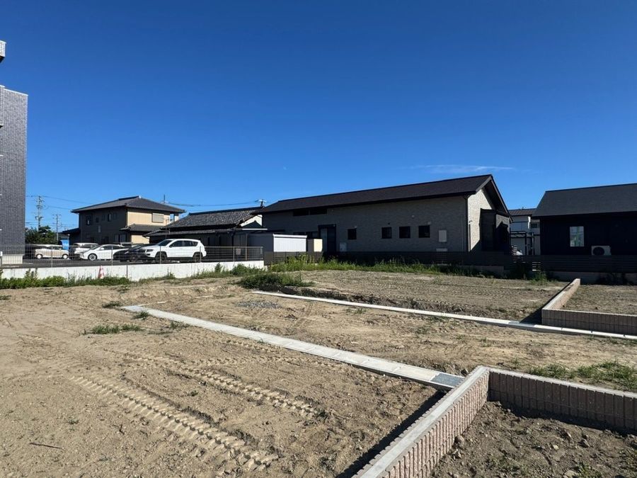 パークナードテラス恩地町（建築条件付）