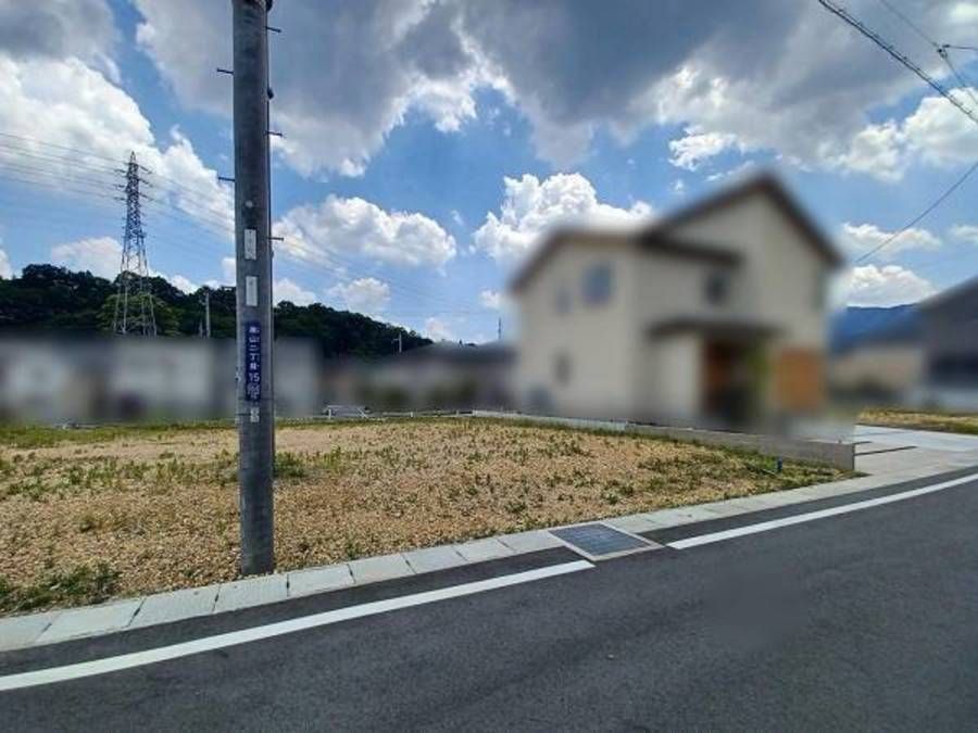 シャリエグレース大津園山