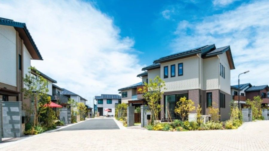 WELL BIND CITY 獨協大学前
